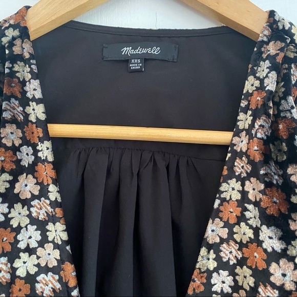 Madewell Velvet Wrap Top in Petite Blooms - Picture 10 of 11